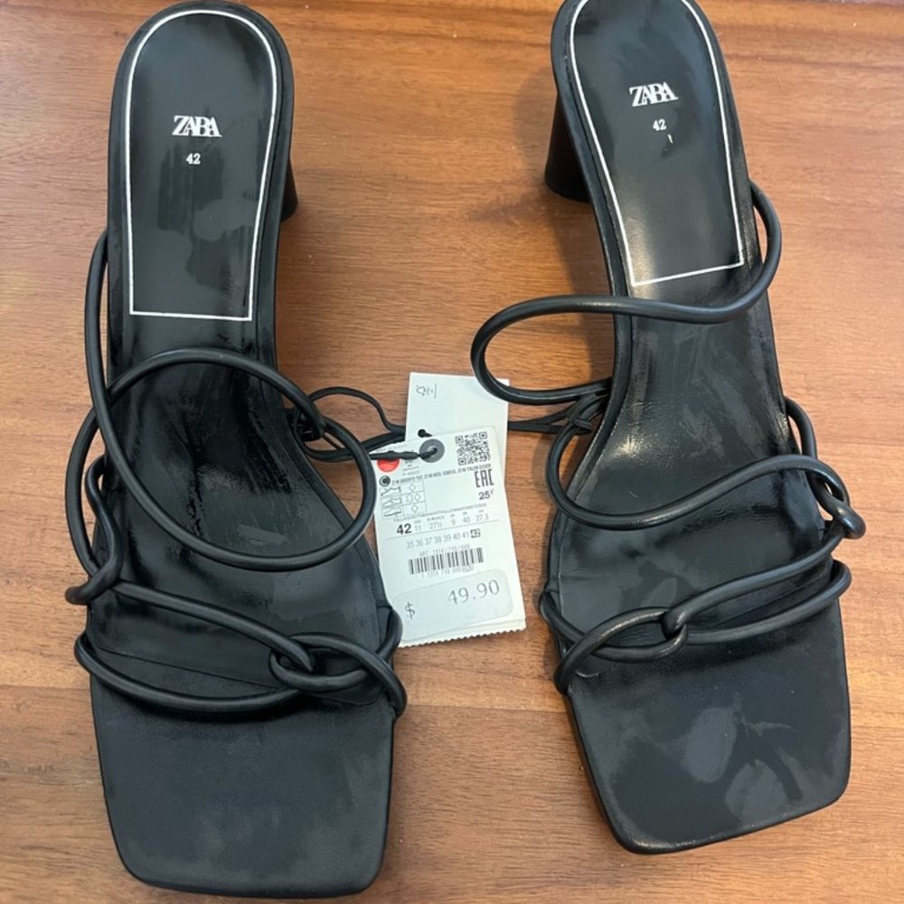 Zara Black Heeled Sandals Size 42